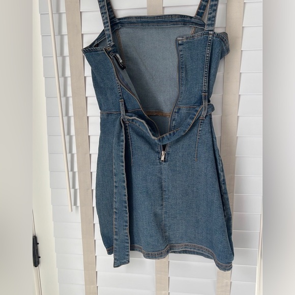 H&M jean dress - Picture 4 of 5